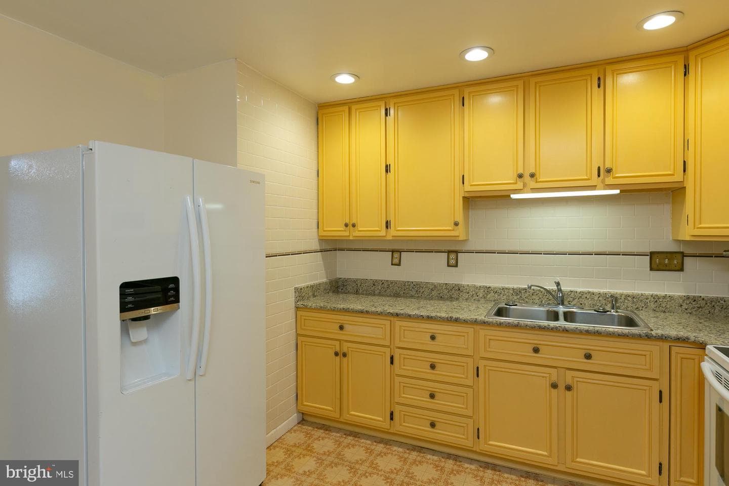 19 Cardinal Drive photo 27