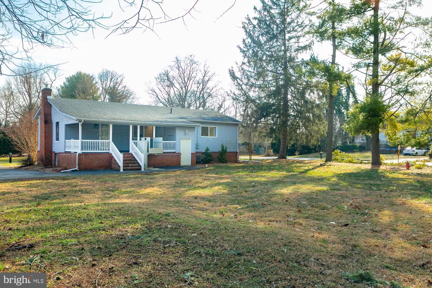 19 Cardinal Drive photo 3