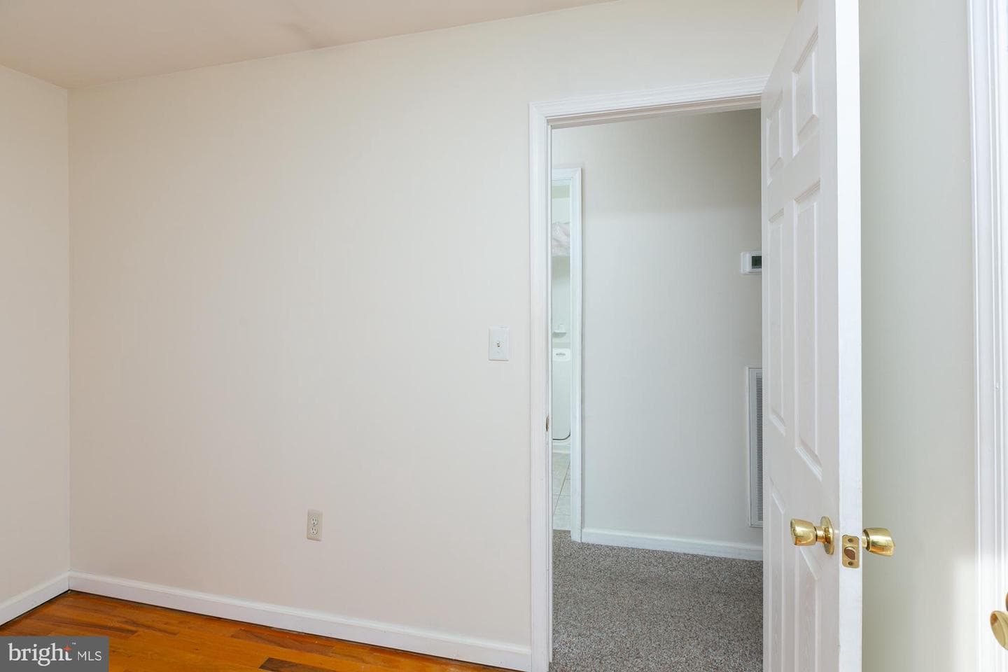 19 Cardinal Drive photo 34