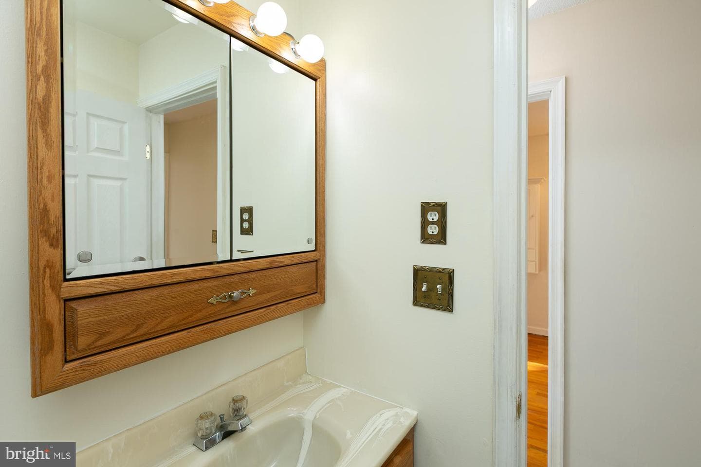 19 Cardinal Drive photo 51