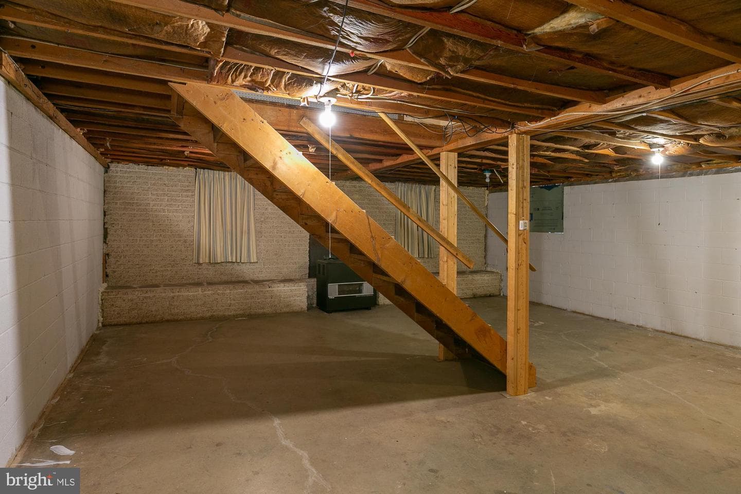 19 Cardinal Drive photo 64