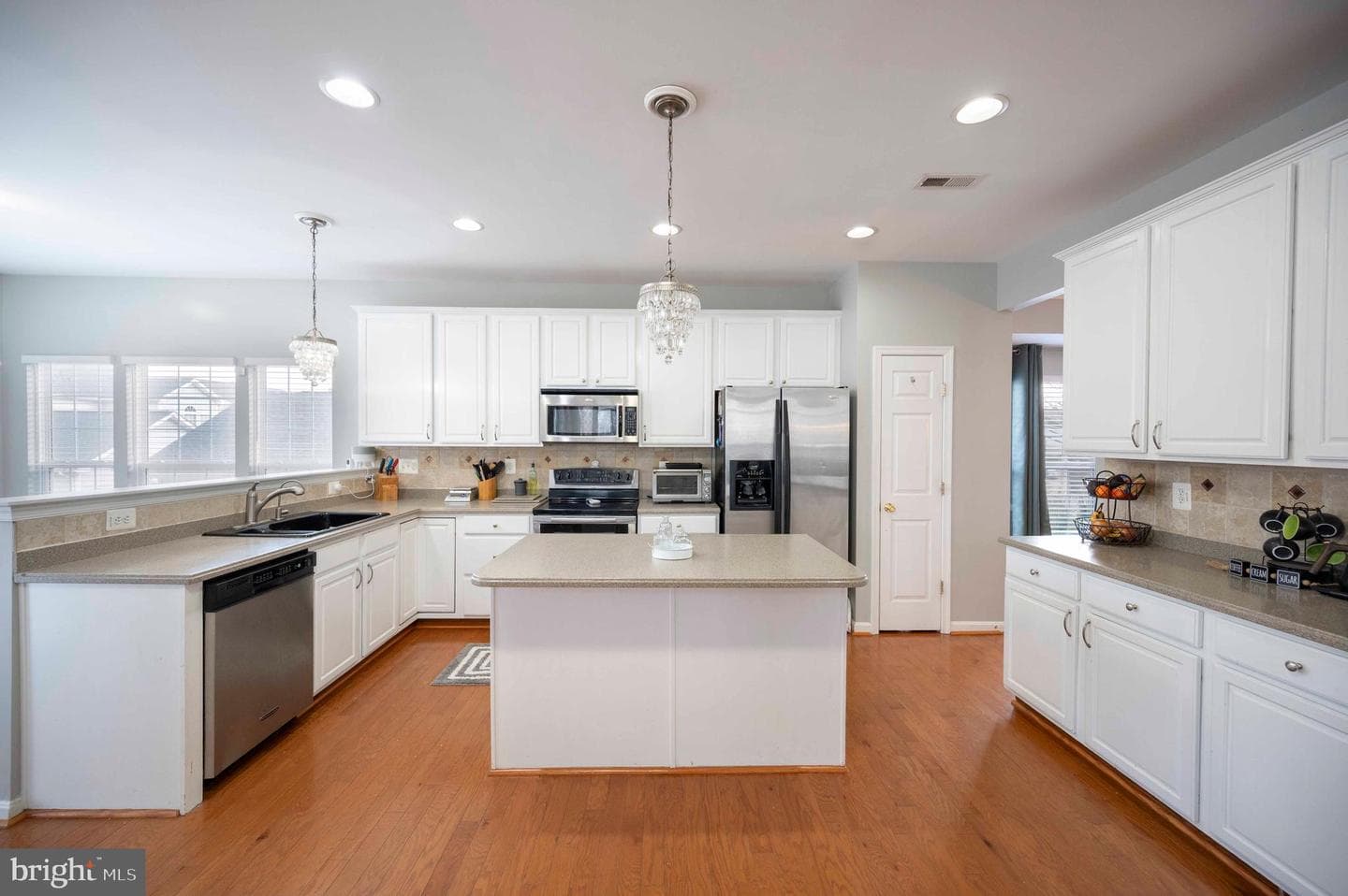 424 Prospect Hill Boulevard photo 23