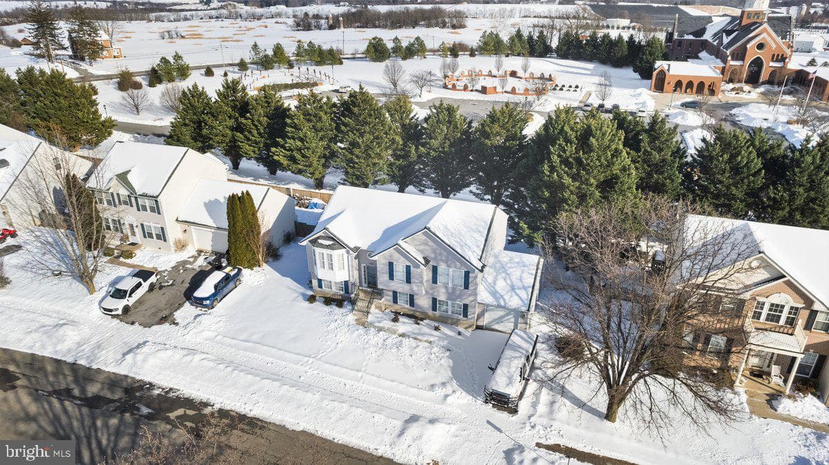 115 Crosswinds Drive photo 4
