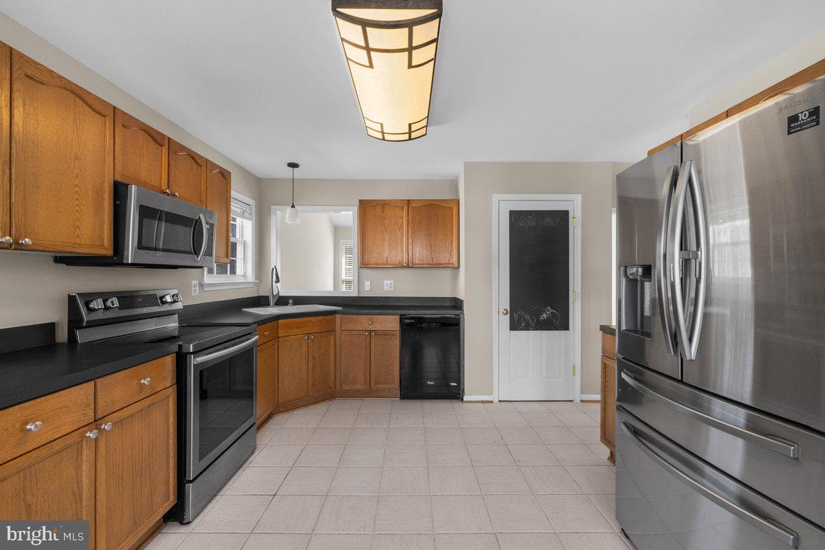 115 Crosswinds Drive photo 5