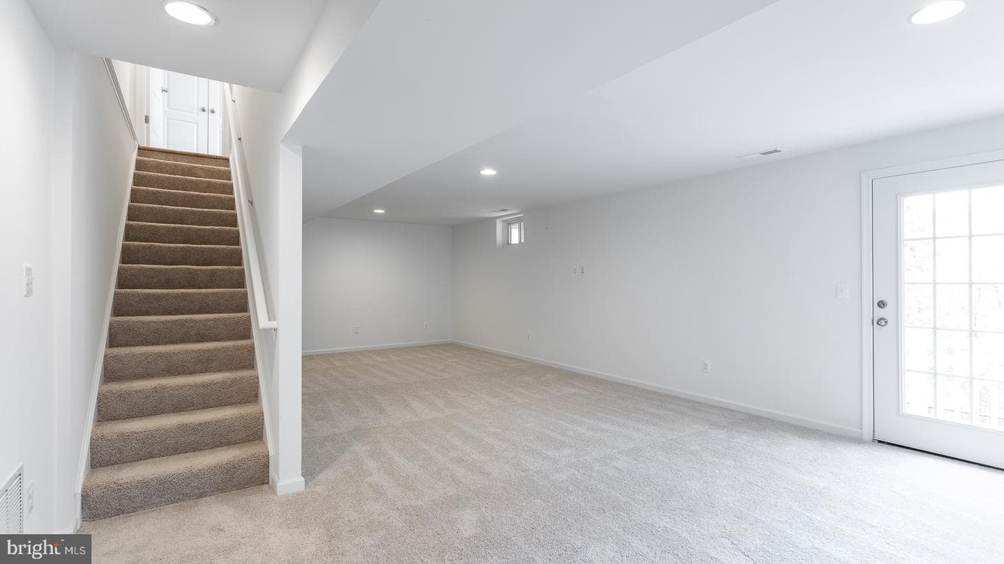 107 Cauplet Court photo 3
