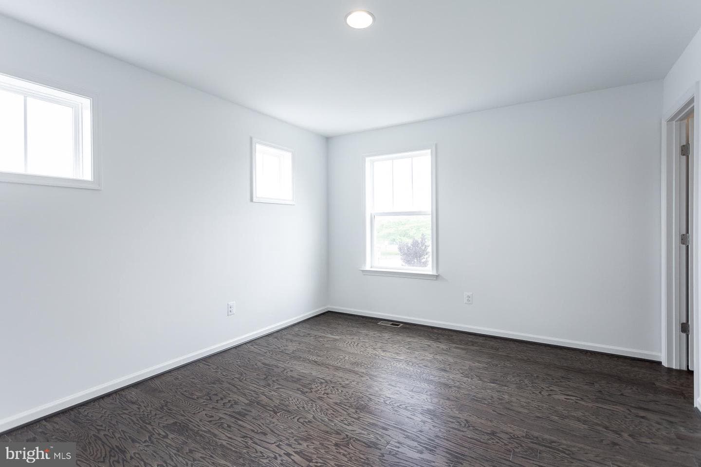 Tbb Prospect Hill Boulevard #raymore Ii photo 15