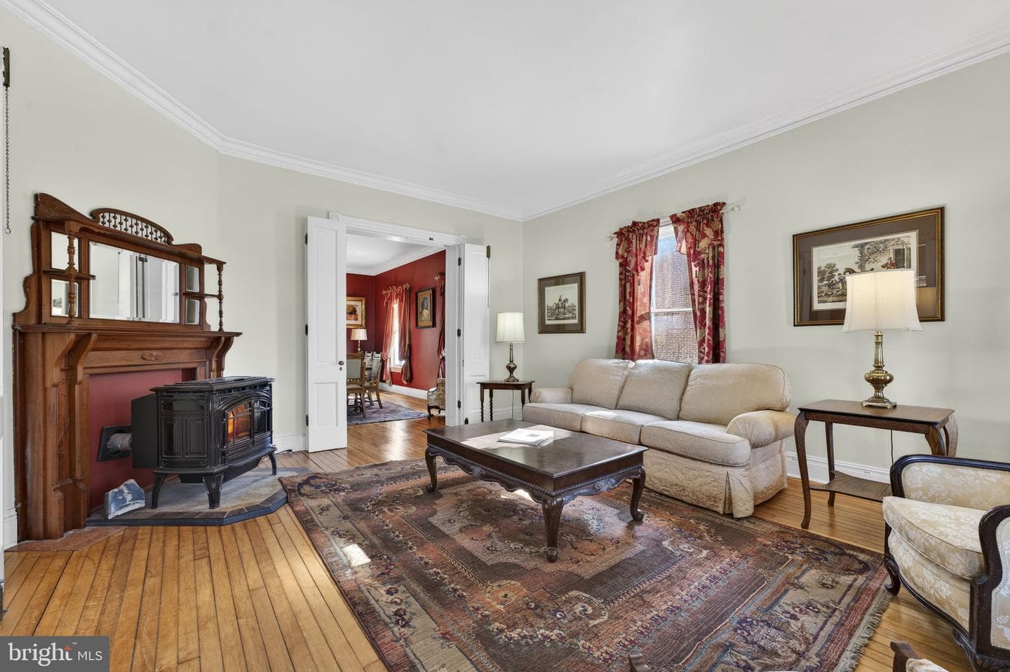 523 S George Street photo 25