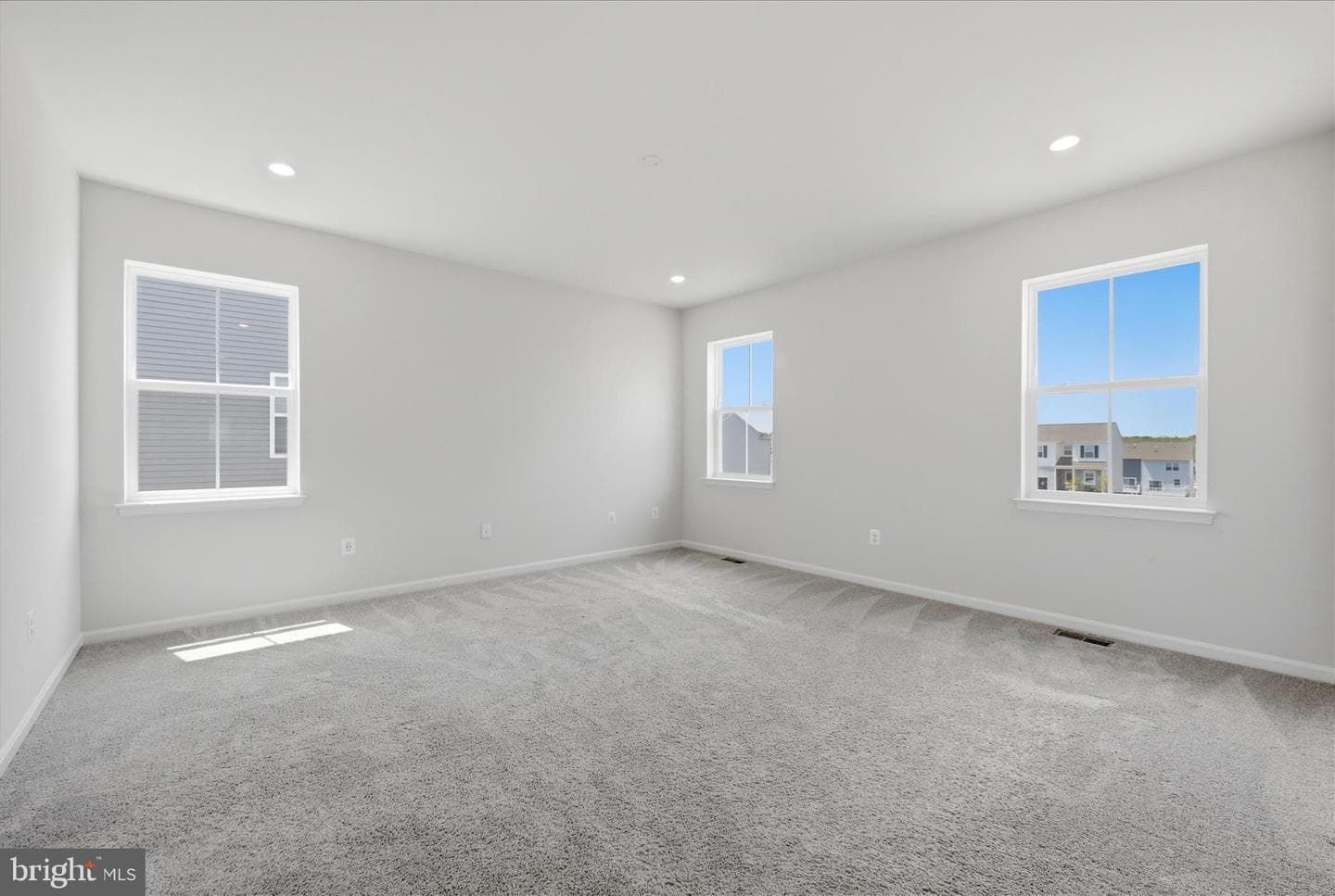 50 Feldberg Drive photo 22