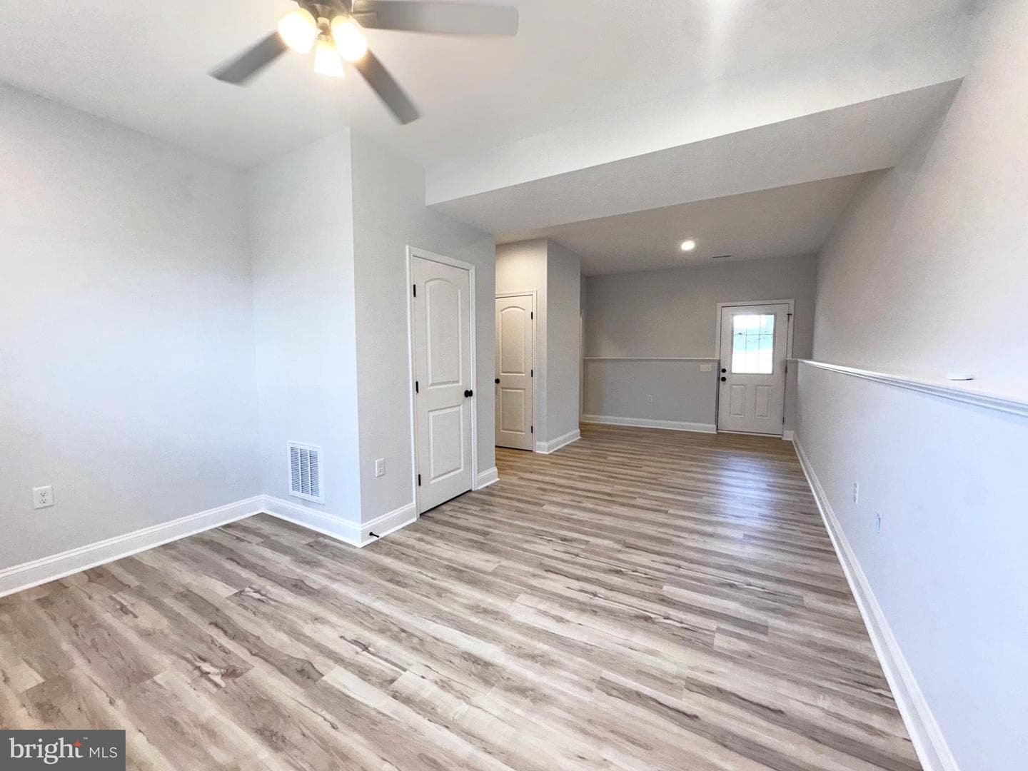 397 Burns Street photo 22