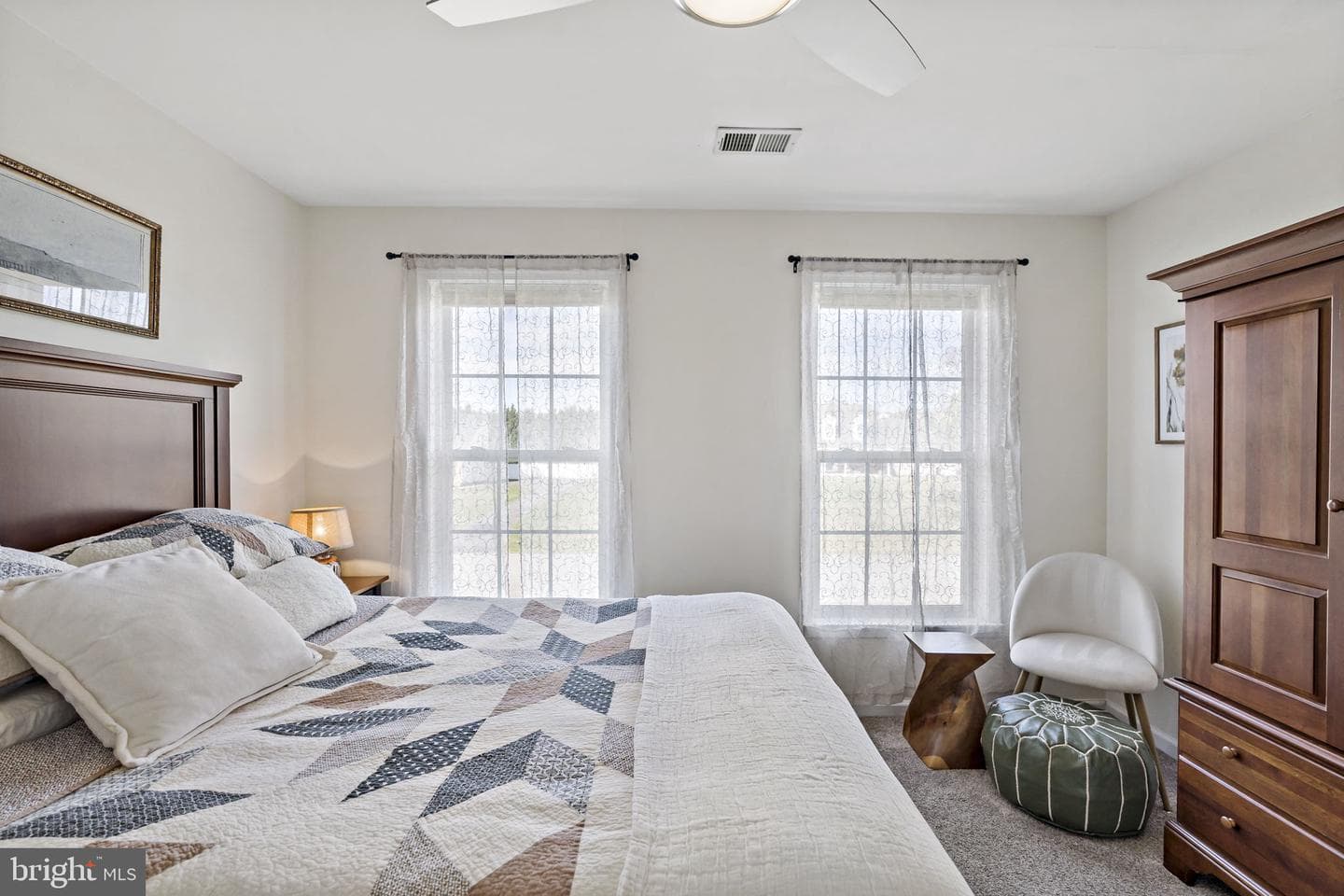 118 Carriage Drive photo 46