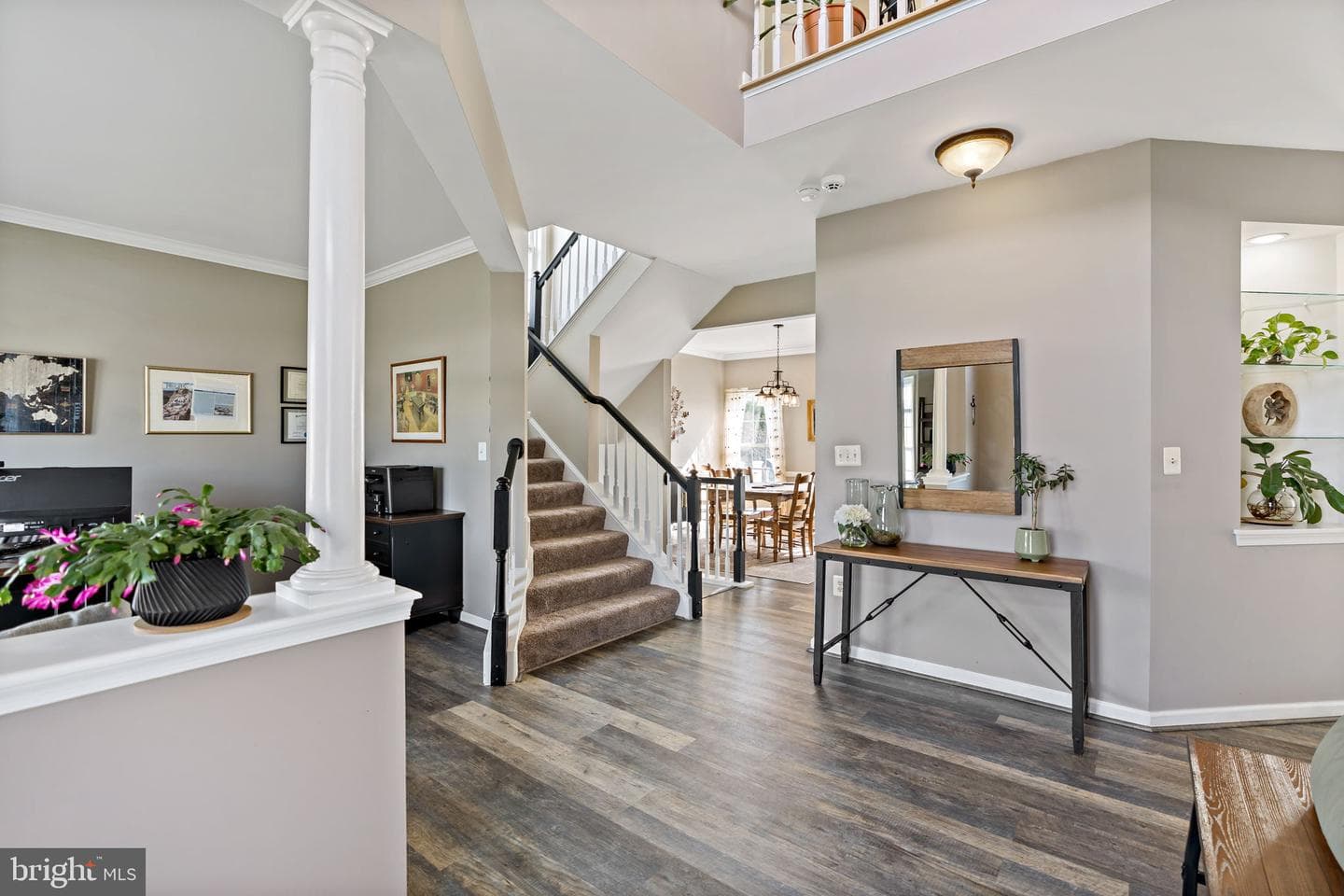 118 Carriage Drive photo 9