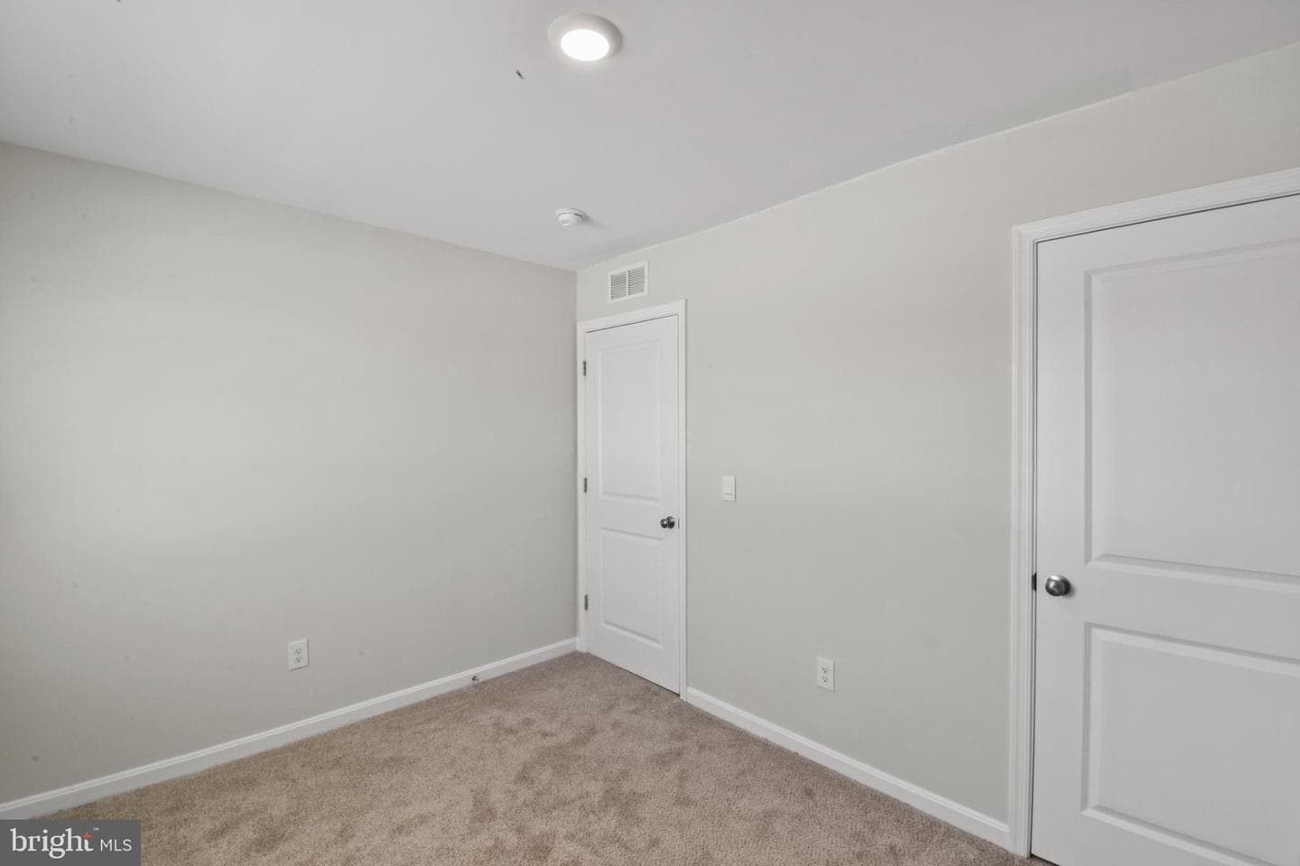 194 Gumspring Drive photo 15