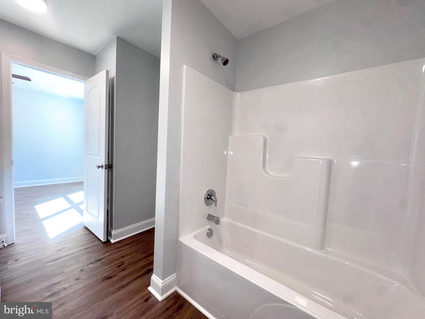 375 Burns Street photo 16
