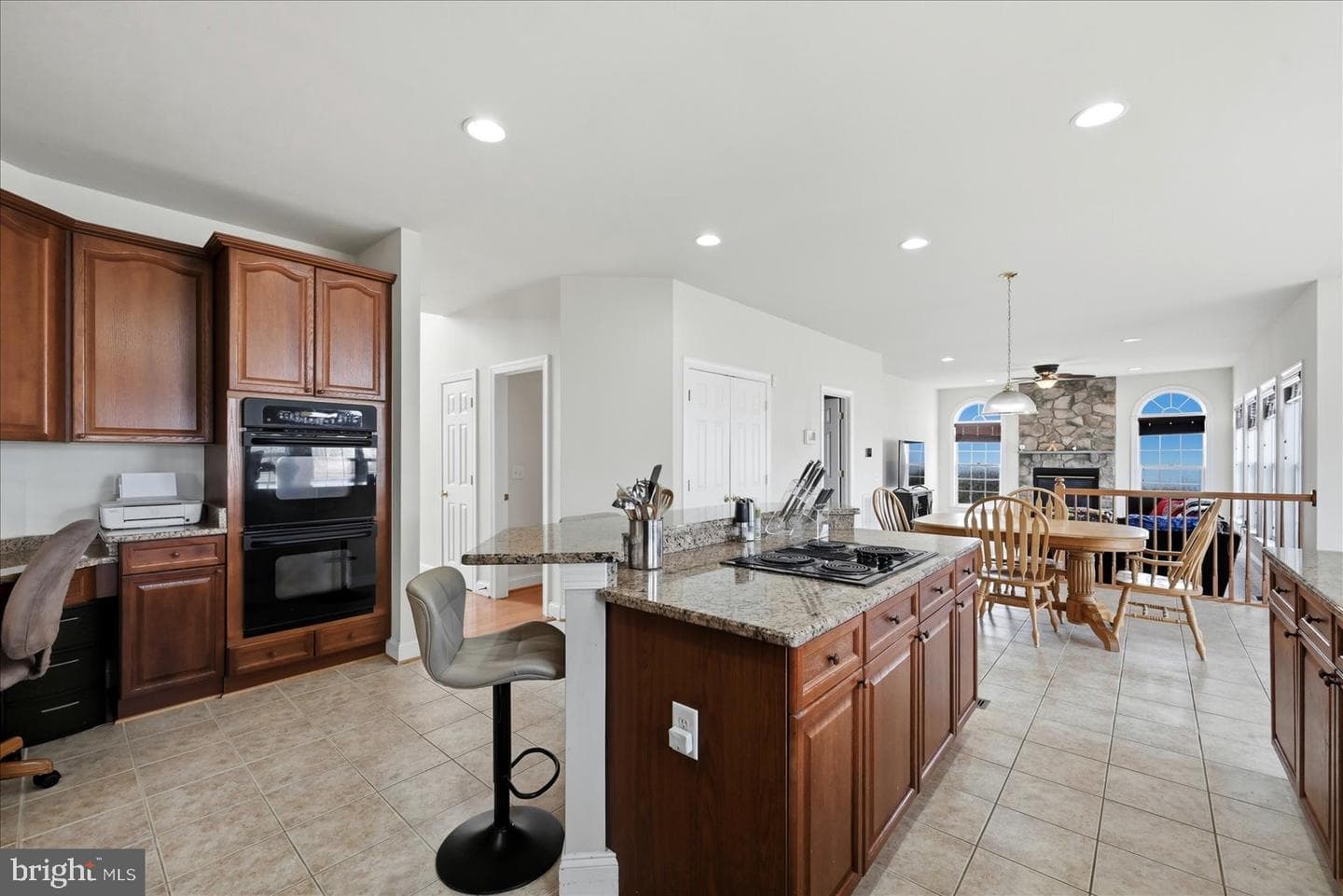 693 Spruce Hill Way photo 23