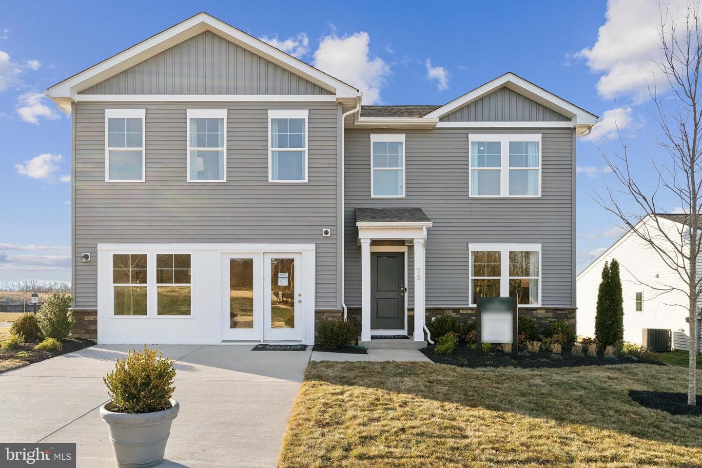105 Fortuna Road photo 3