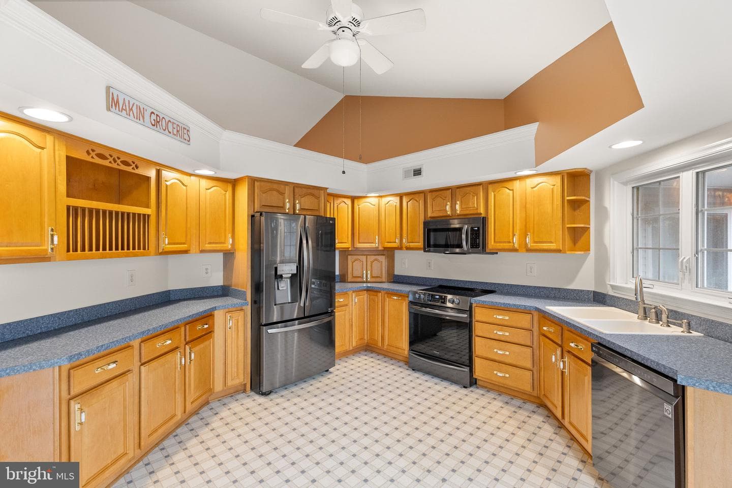 171 St Andrews Drive photo 9