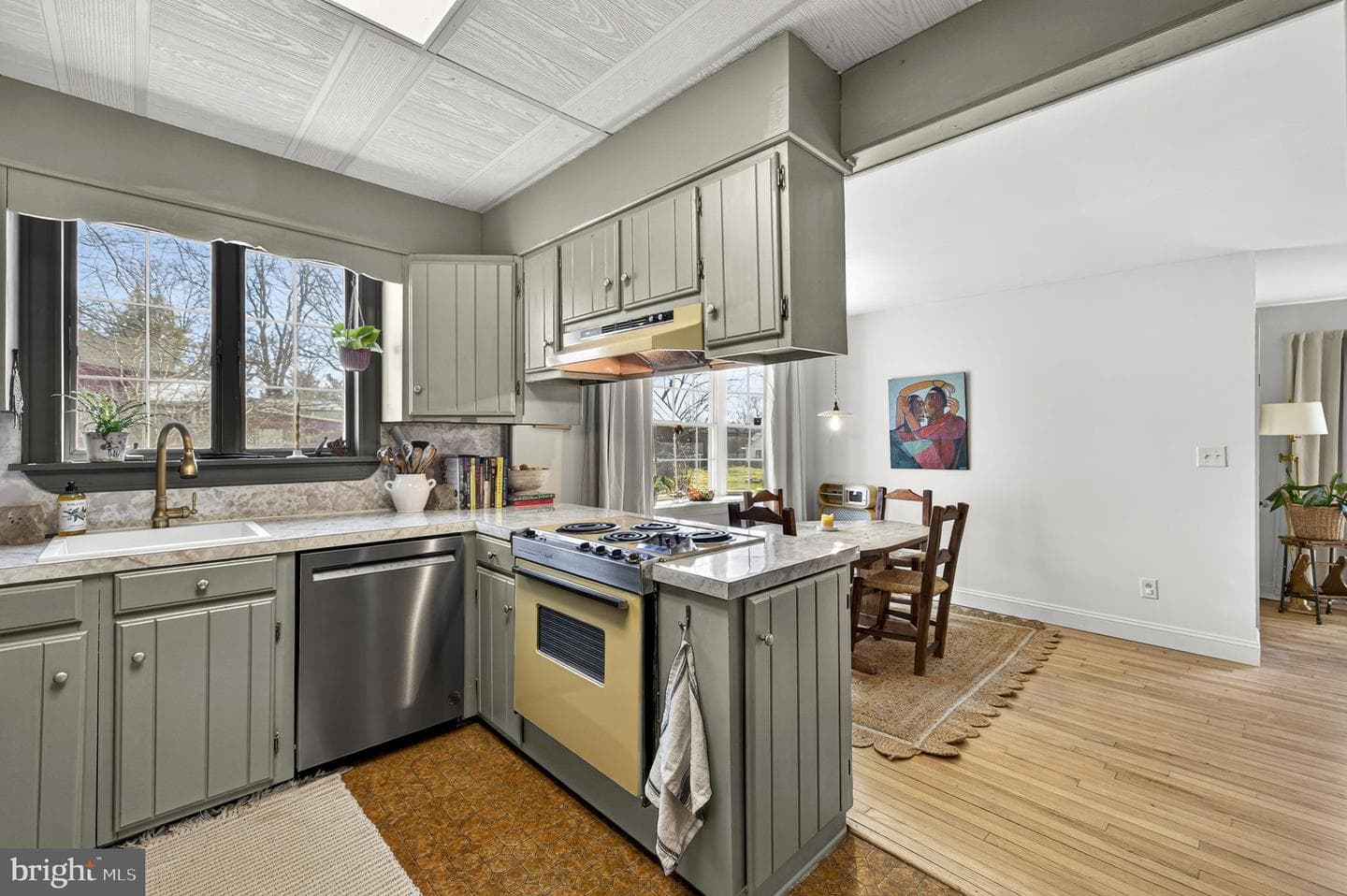 22 Fairmont Avenue photo 35