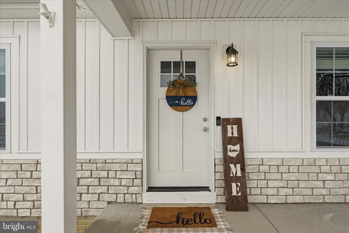 518 Naples Way photo 2