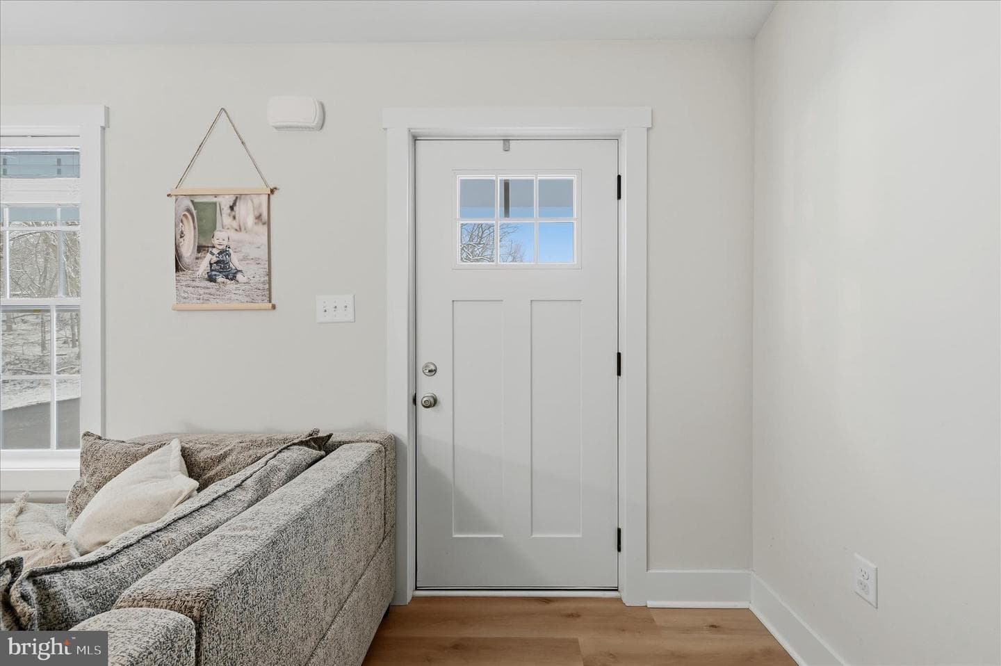 518 Naples Way photo 6