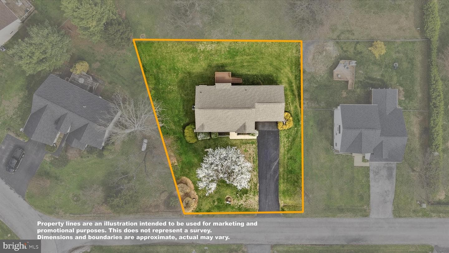48 Altoona Way photo 38