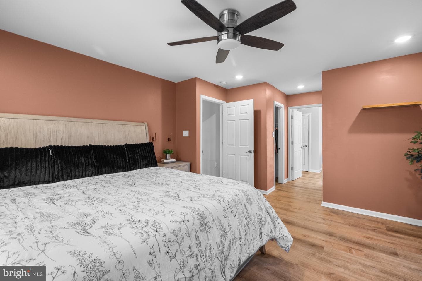 362 Dawn Lane photo 16
