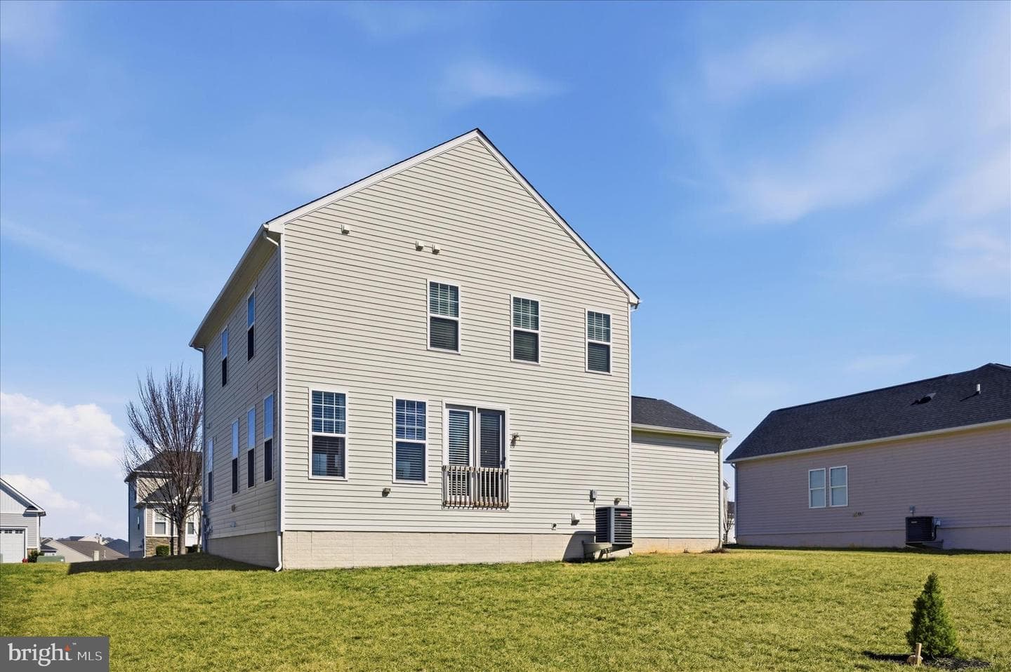 224 Courier Drive photo 54
