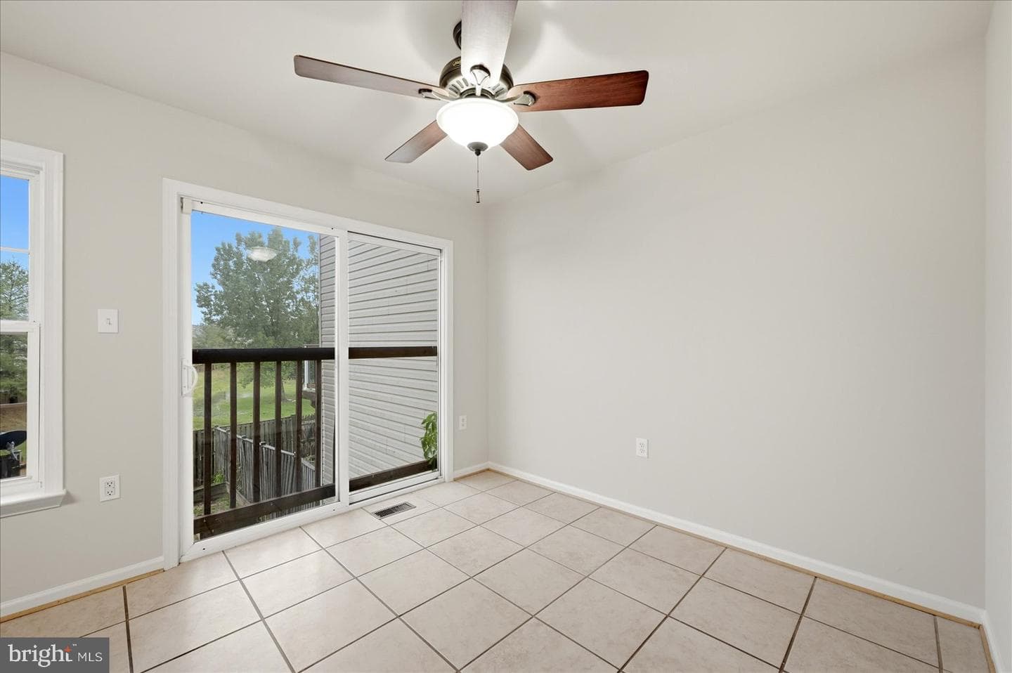 32 Bruce Drive photo 15