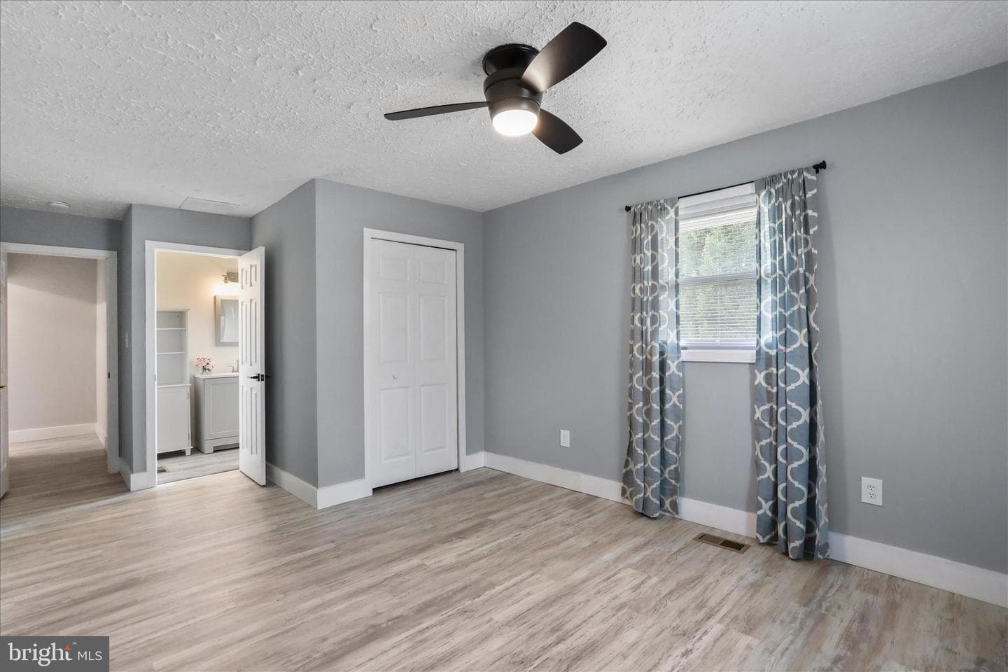 83 Dove Hill Drive photo 32