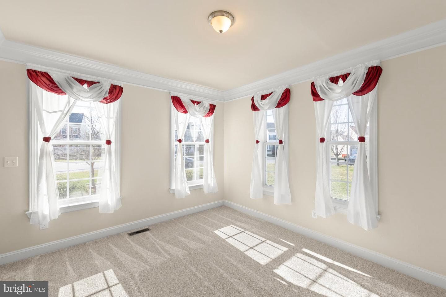 18 Summer Grove Drive photo 17