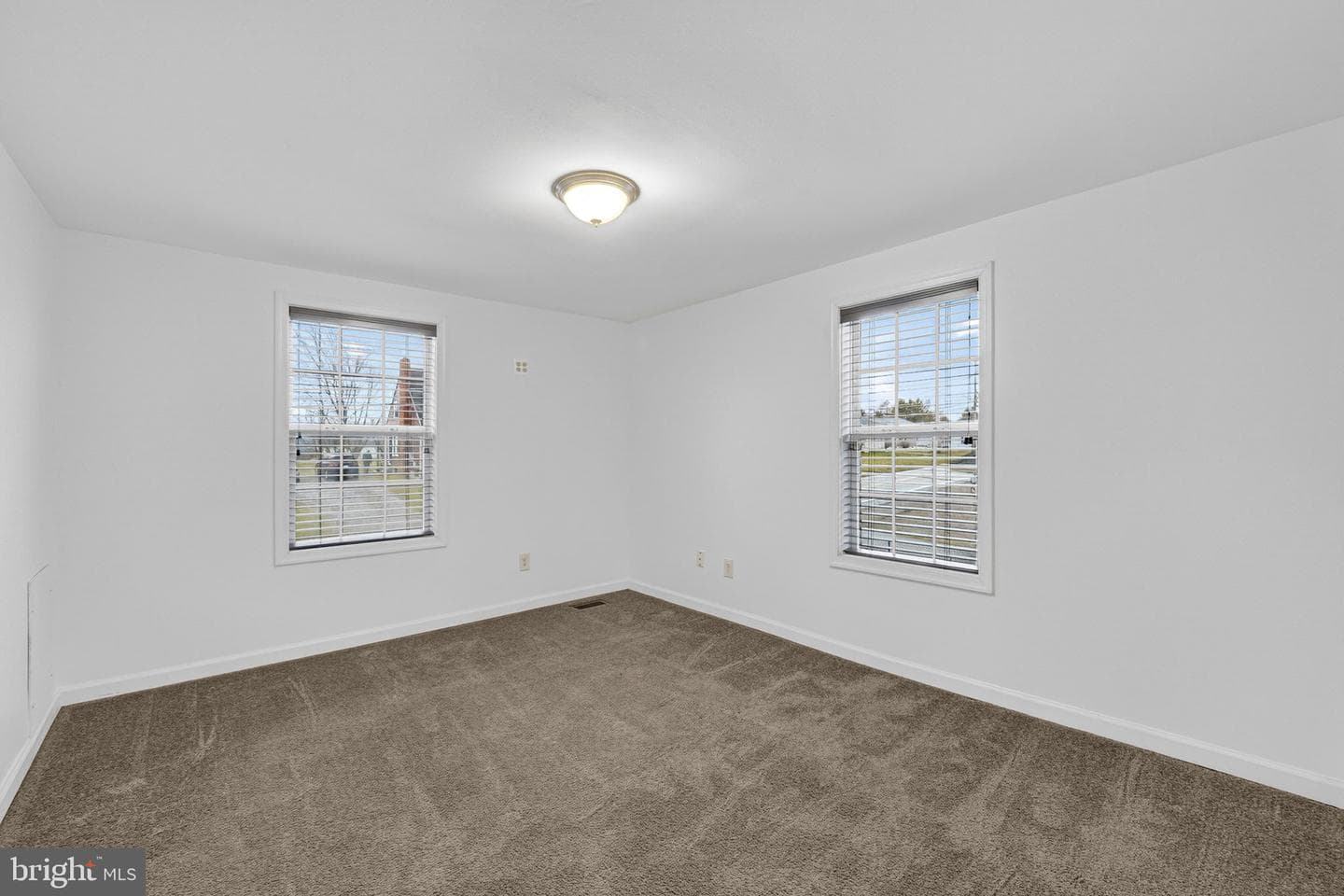 845 Jefferson Avenue photo 11