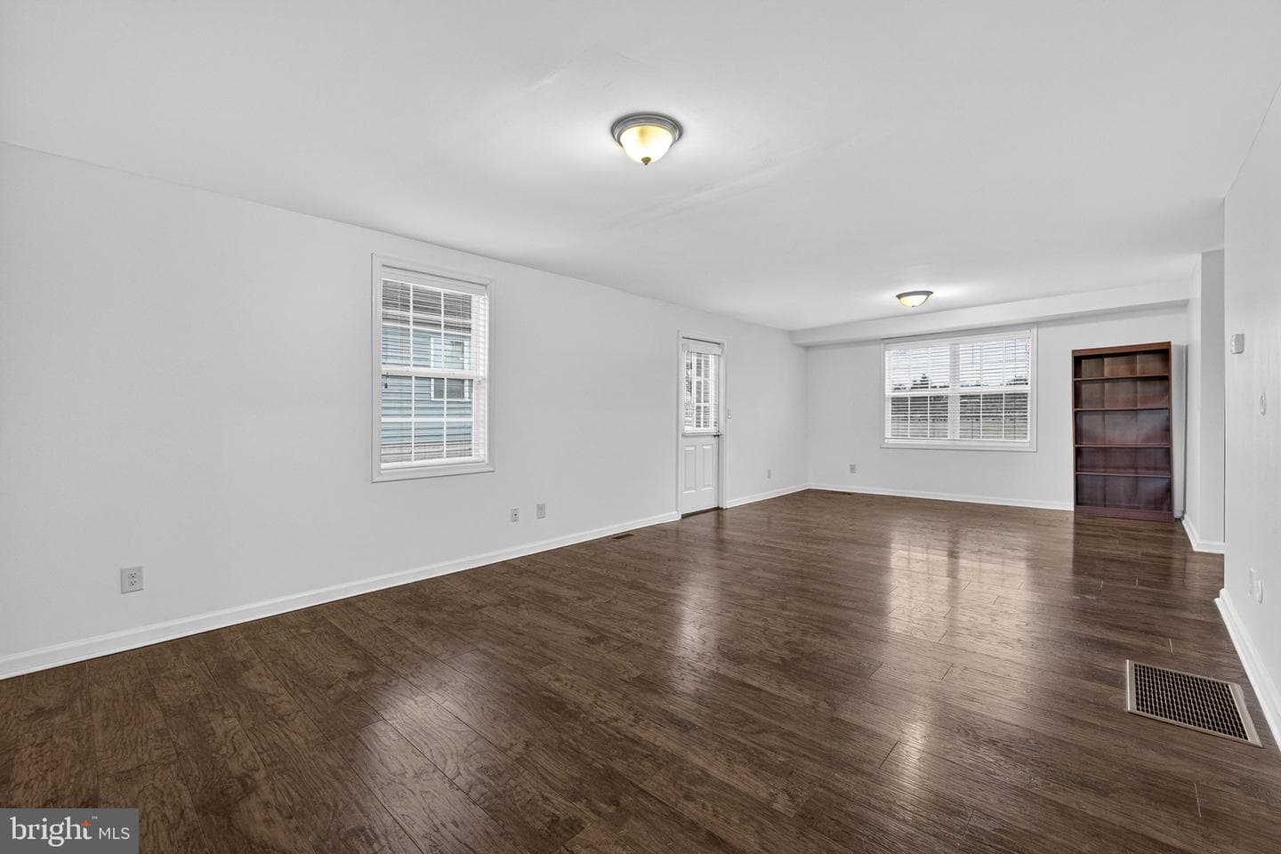 845 Jefferson Avenue photo 17