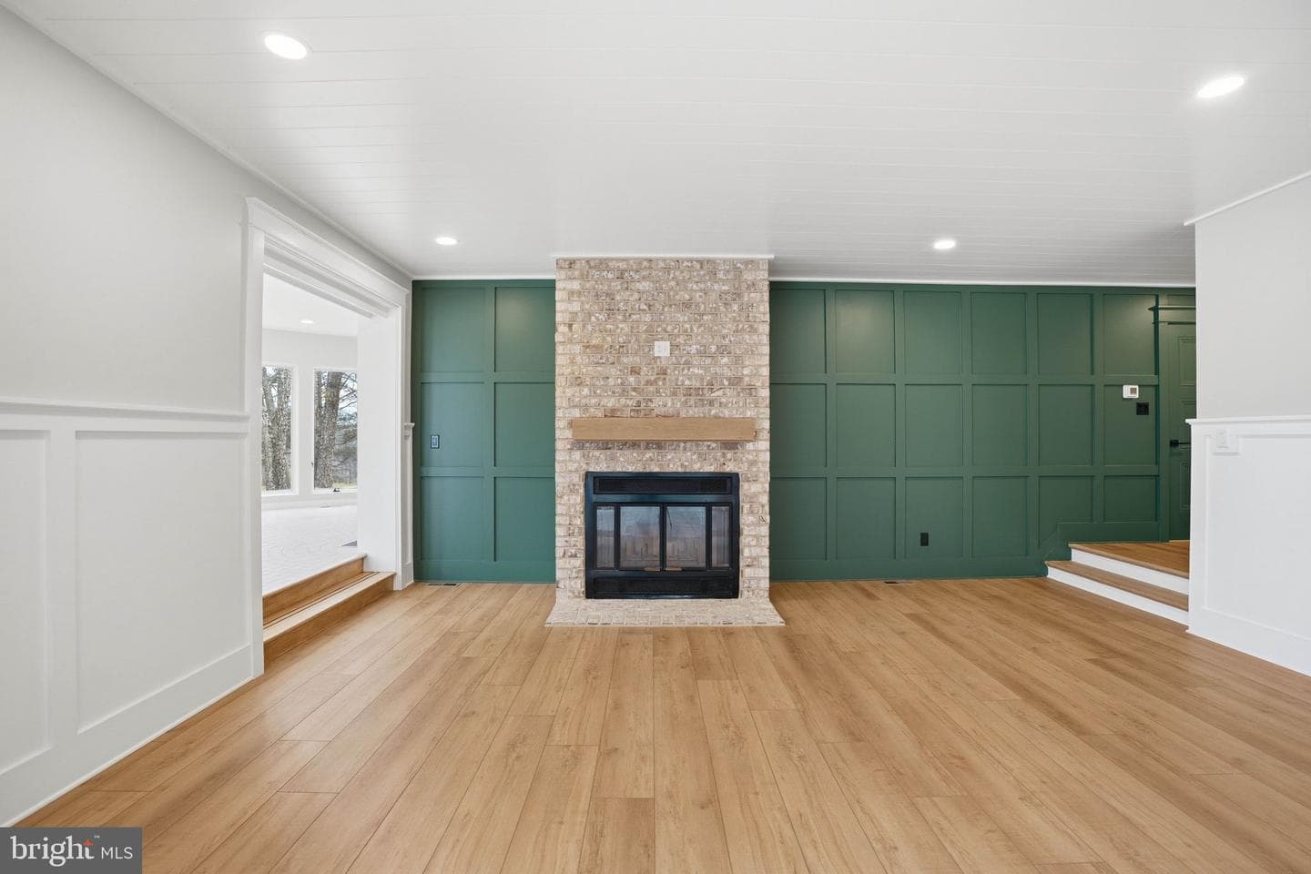 265 Mistletoe Ln photo 33