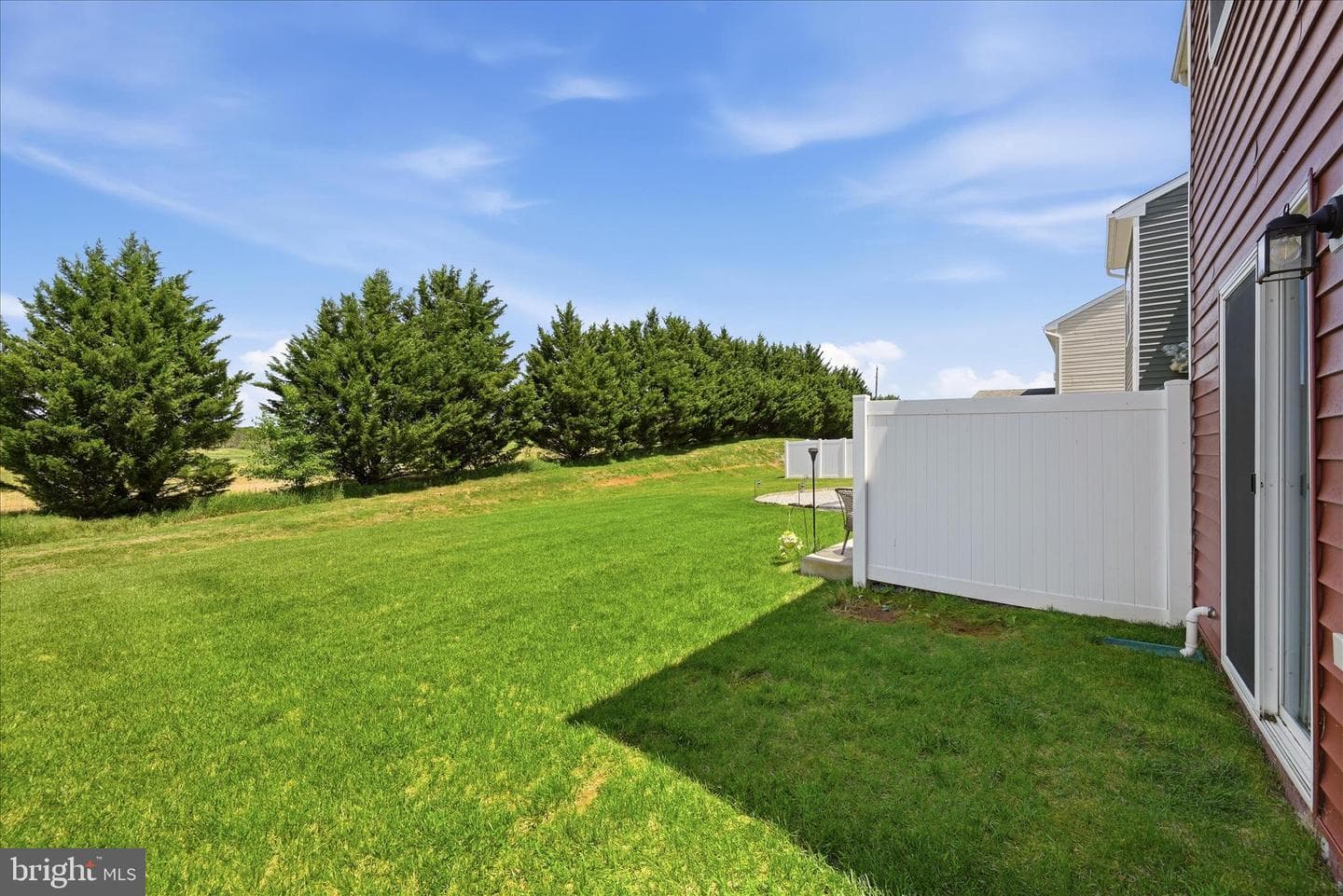 572 Thumper Drive photo 3