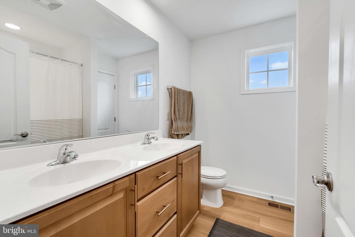 290 Newbury Street photo 25