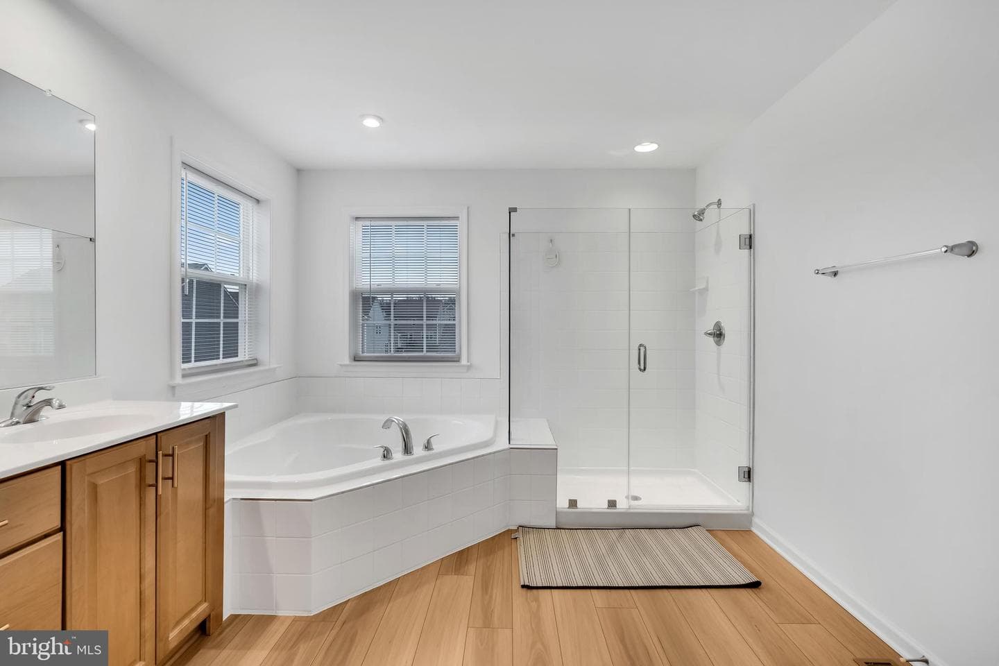 290 Newbury Street photo 33