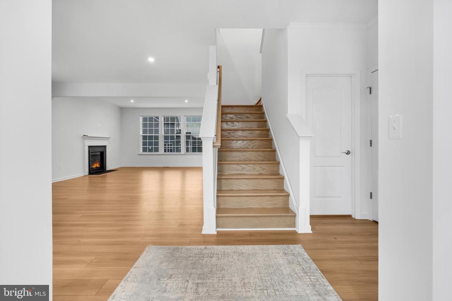 290 Newbury Street photo 9