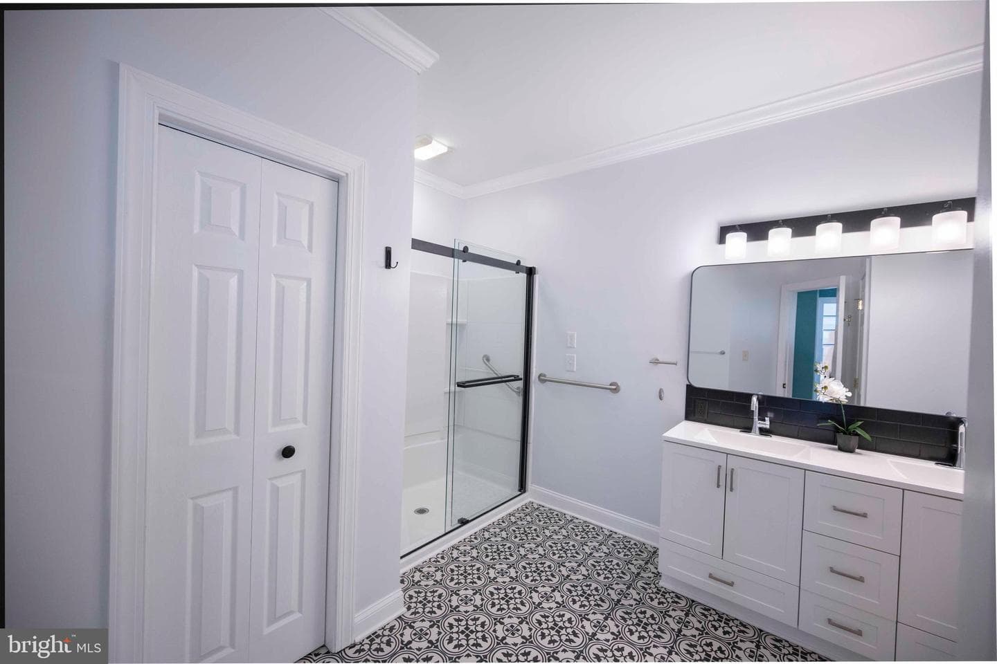 72 Greystone Drive photo 11