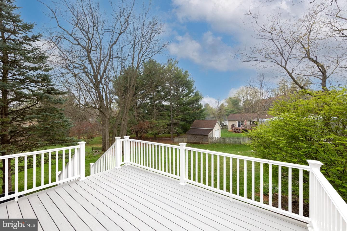 124 Deerfield Drive photo 33