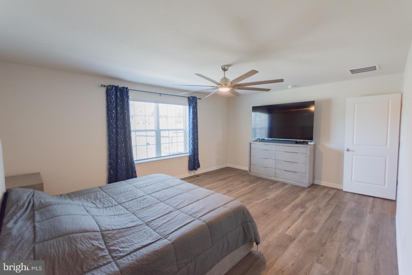 156 Centergate Drive photo 28