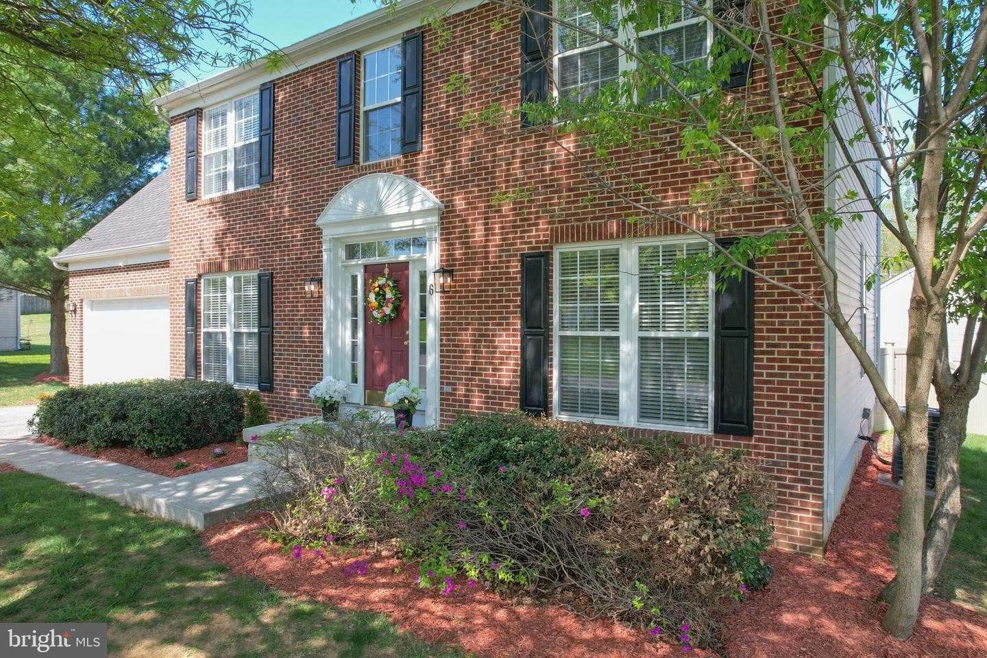 6 Rams Court