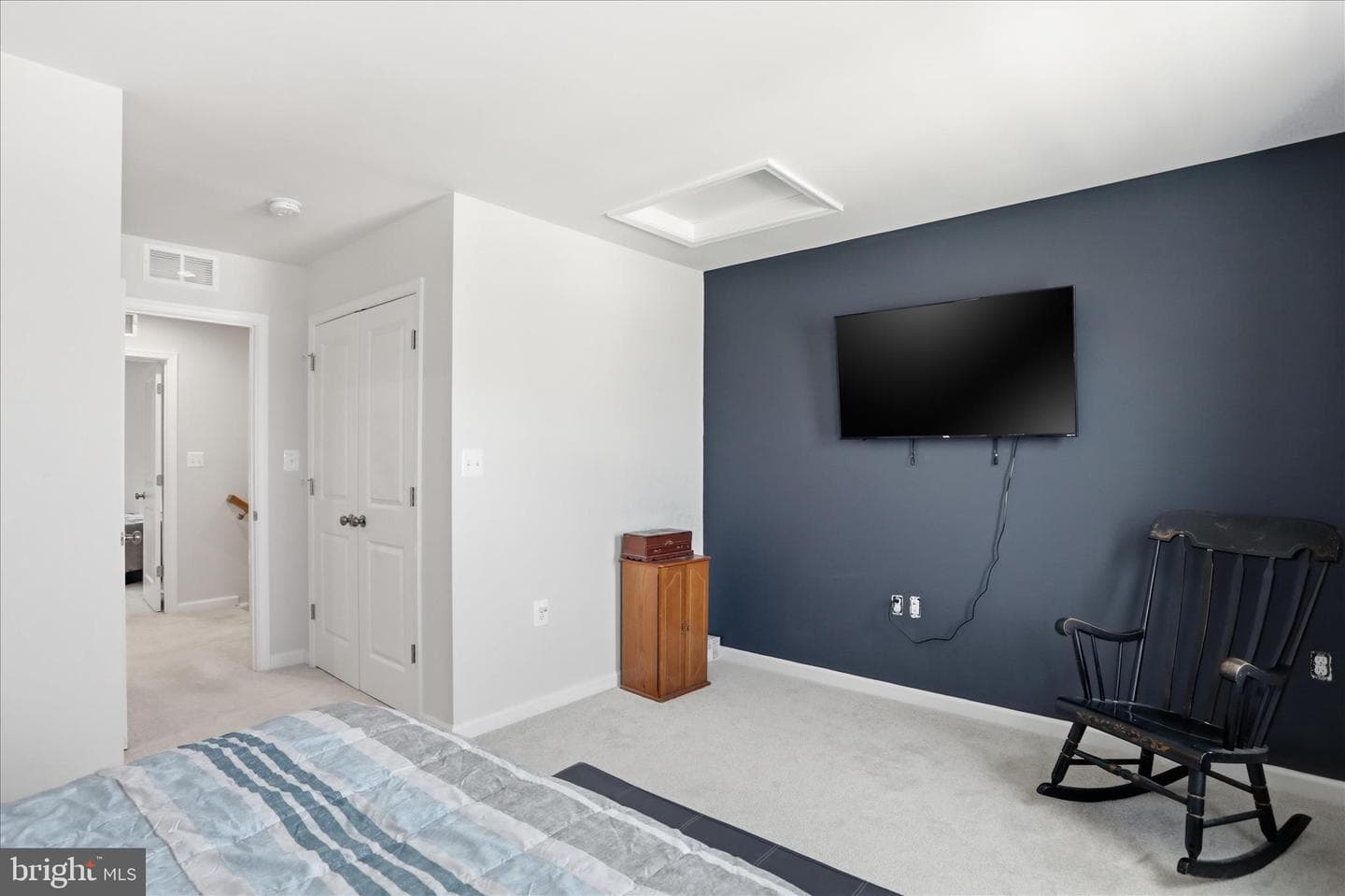 186 Coolidge Avenue photo 22