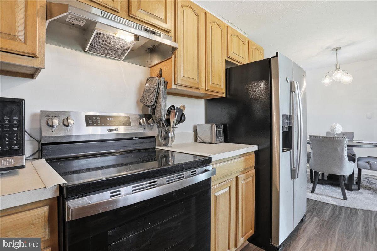 57 Stiles Way photo 9