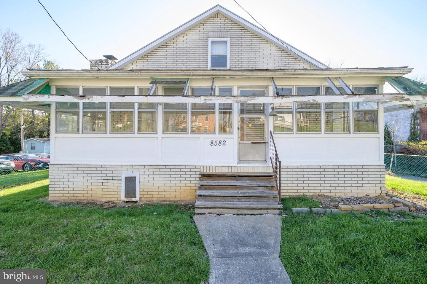 8582 Shepherdstown Pike photo 2