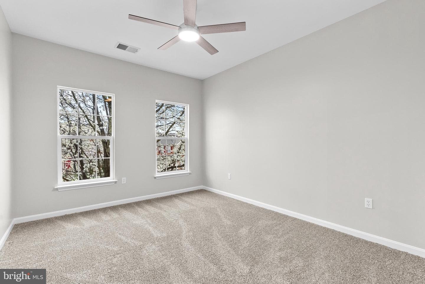 75 Killian Lane photo 46