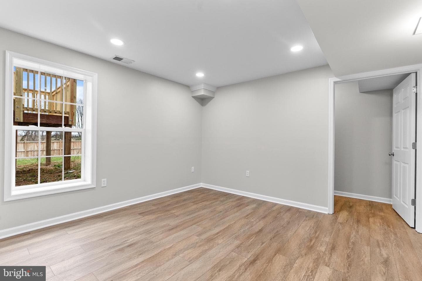 75 Killian Lane photo 54