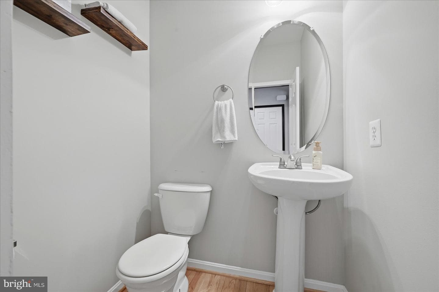 95 Butler Street photo 10