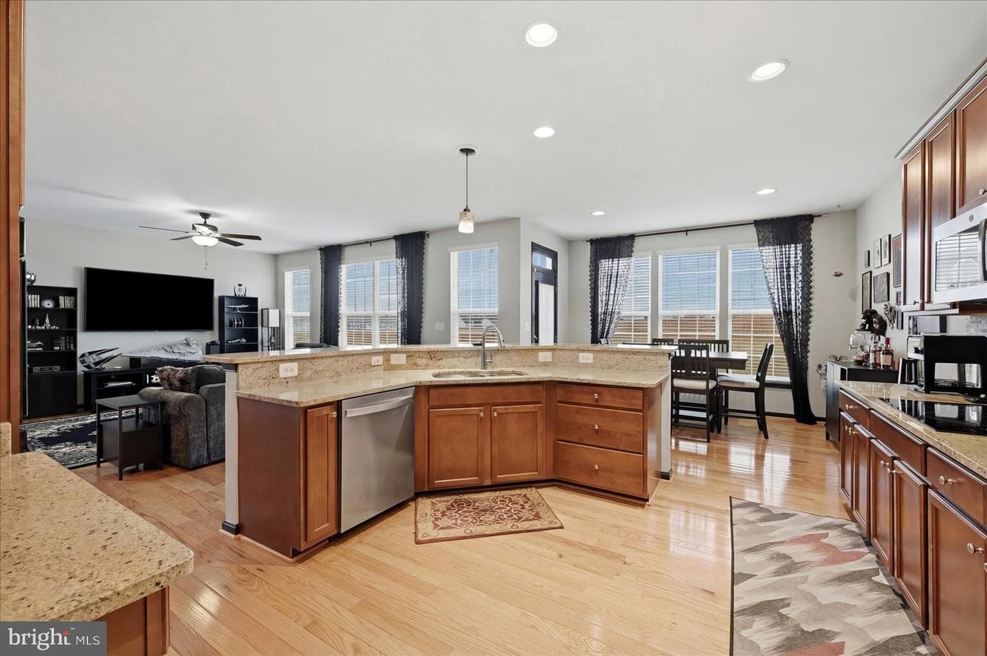 95 Butler Street photo 18