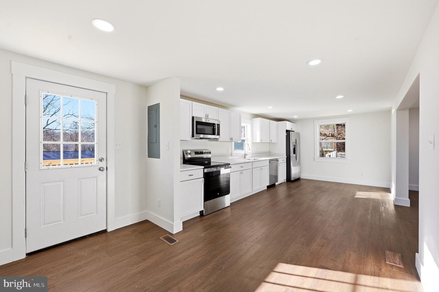39 Nightingale Lane photo 14
