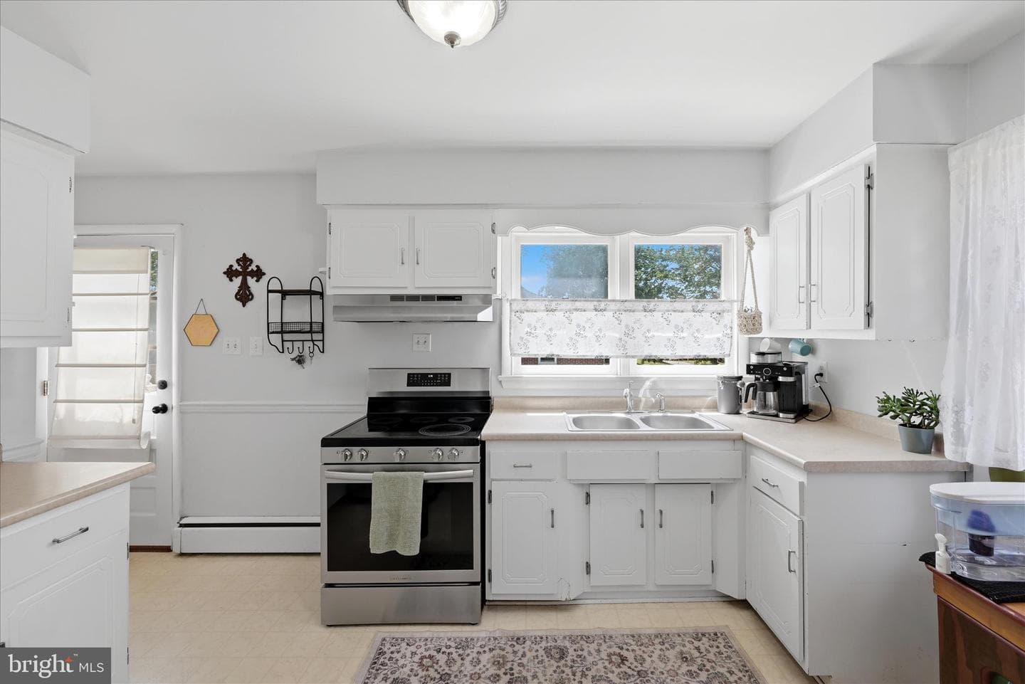 727 Morison Street photo 17