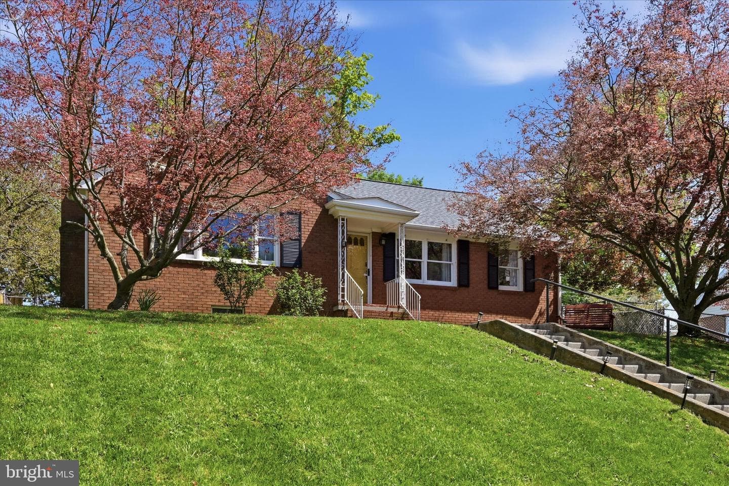 727 Morison Street photo 2